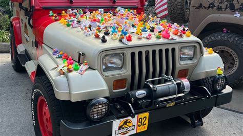 What Does Rubber Ducks in Jeeps Mean: A Journey into the Absurd and the Symbolic